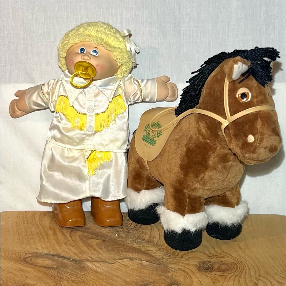 Vintage Cabbage Patch Kids - Cowgirl and Show Pony